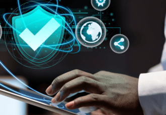 Client vs Server Component in Next.js: Choosing The Right One